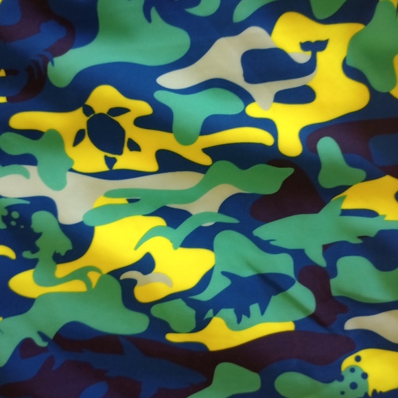 Vineyard Vines Boys Turtle Whale Shark Lobster Print Chappy Swim Trunks Large - Picture 4 of 11